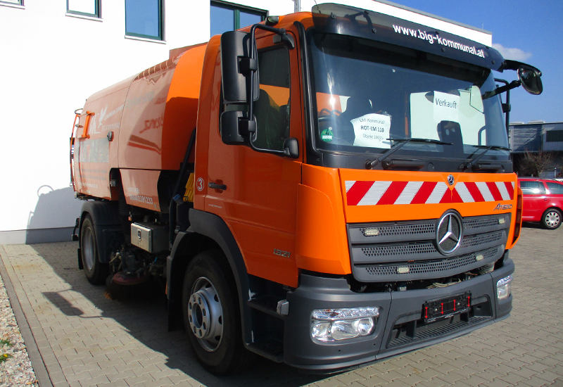 Kehrfahrzeug MB Atego 1321